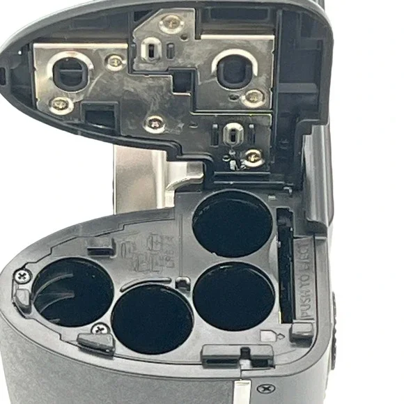 Olympus SP-600UZ 12MP 15X Zoom Digital Camera Original Box & Accessories - Picture 12 of 16